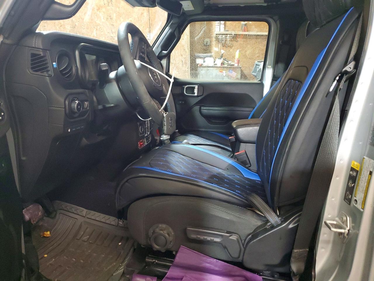 2024 Jeep Wrangler Rubicon 4Xe - Фото 7