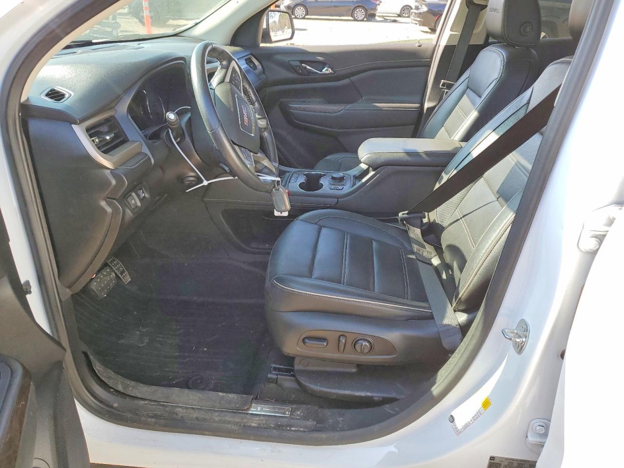 2020 GMC Acadia Denali - Image 7