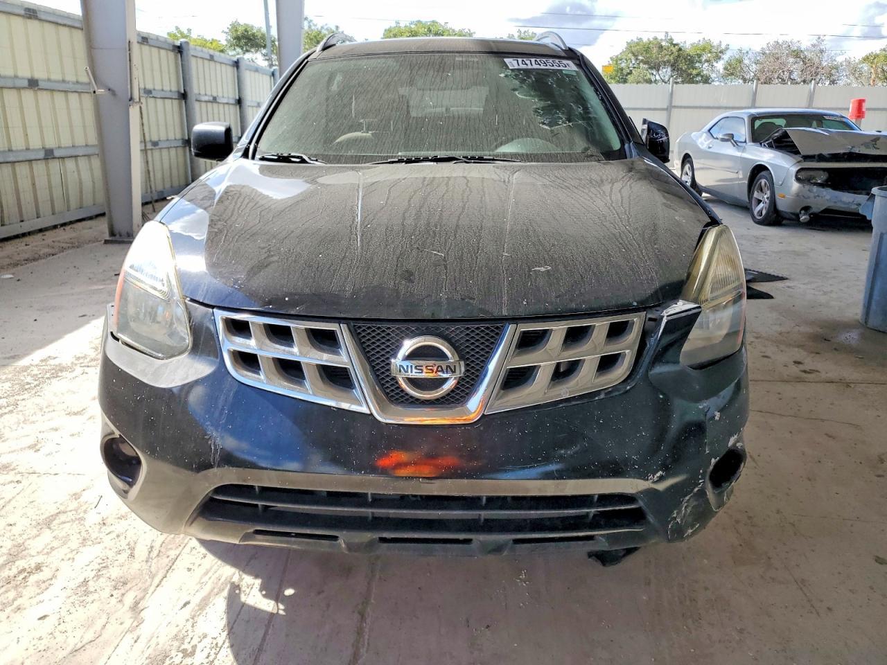 2014 Nissan Rogue Select S - Image 5