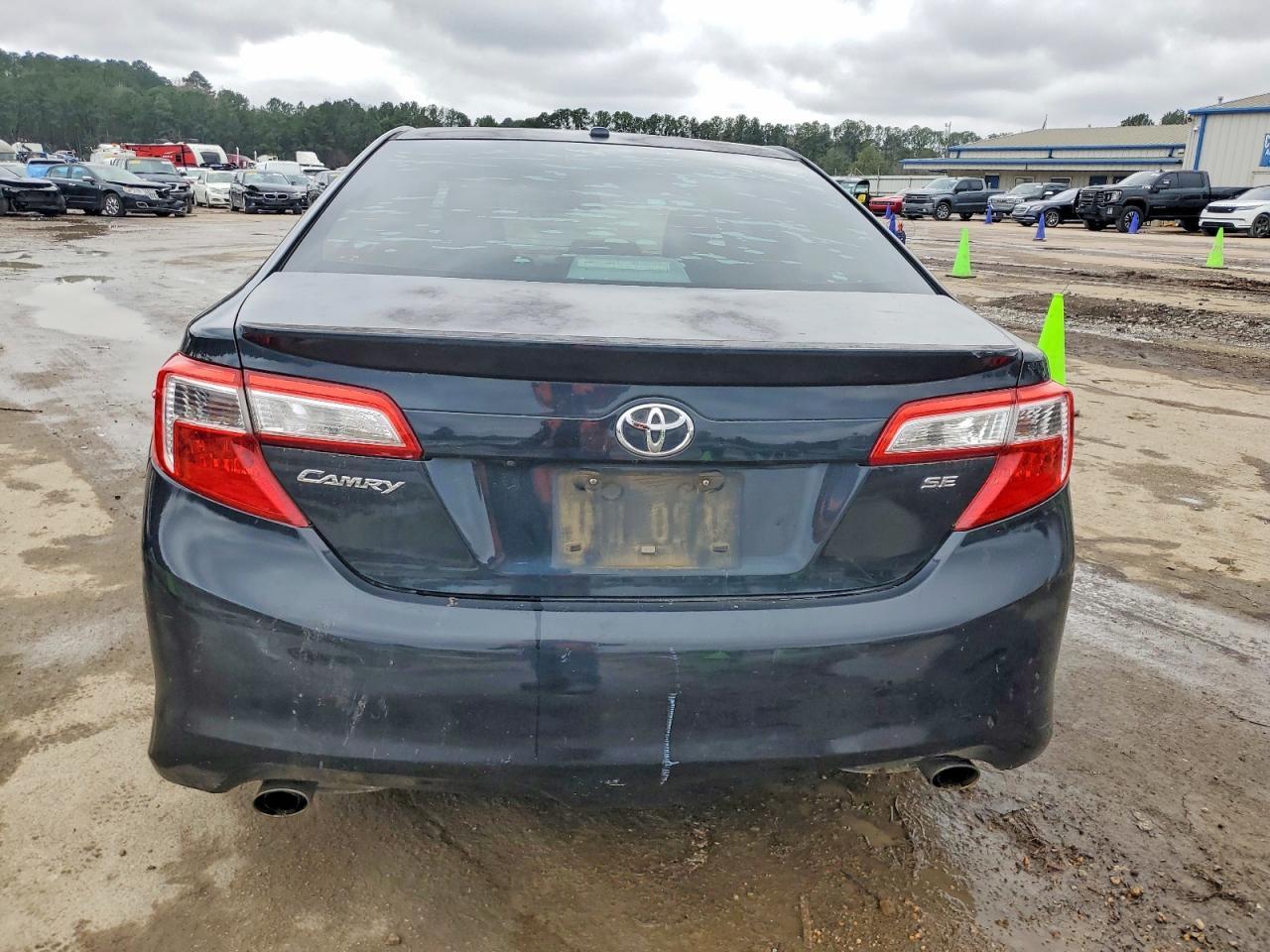 2013 Toyota Camry Se - Фото 6