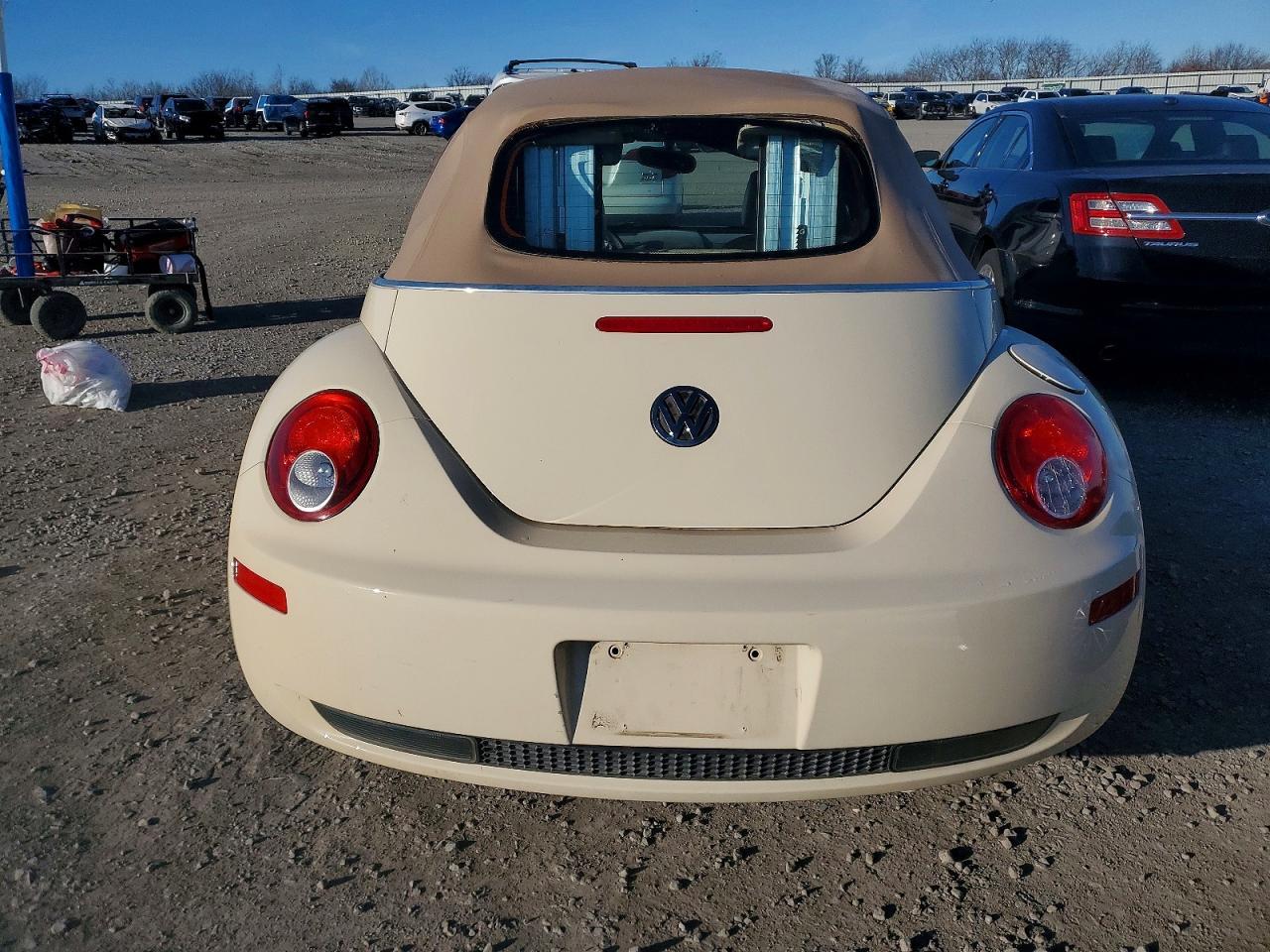 2006 Volkswagen New Beetle Convertible Option Package 1 - Фото 6
