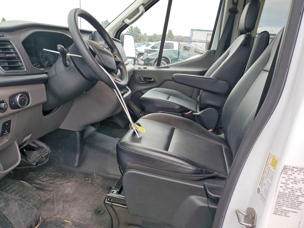 2024 Ford Transit T-350 - Image 7