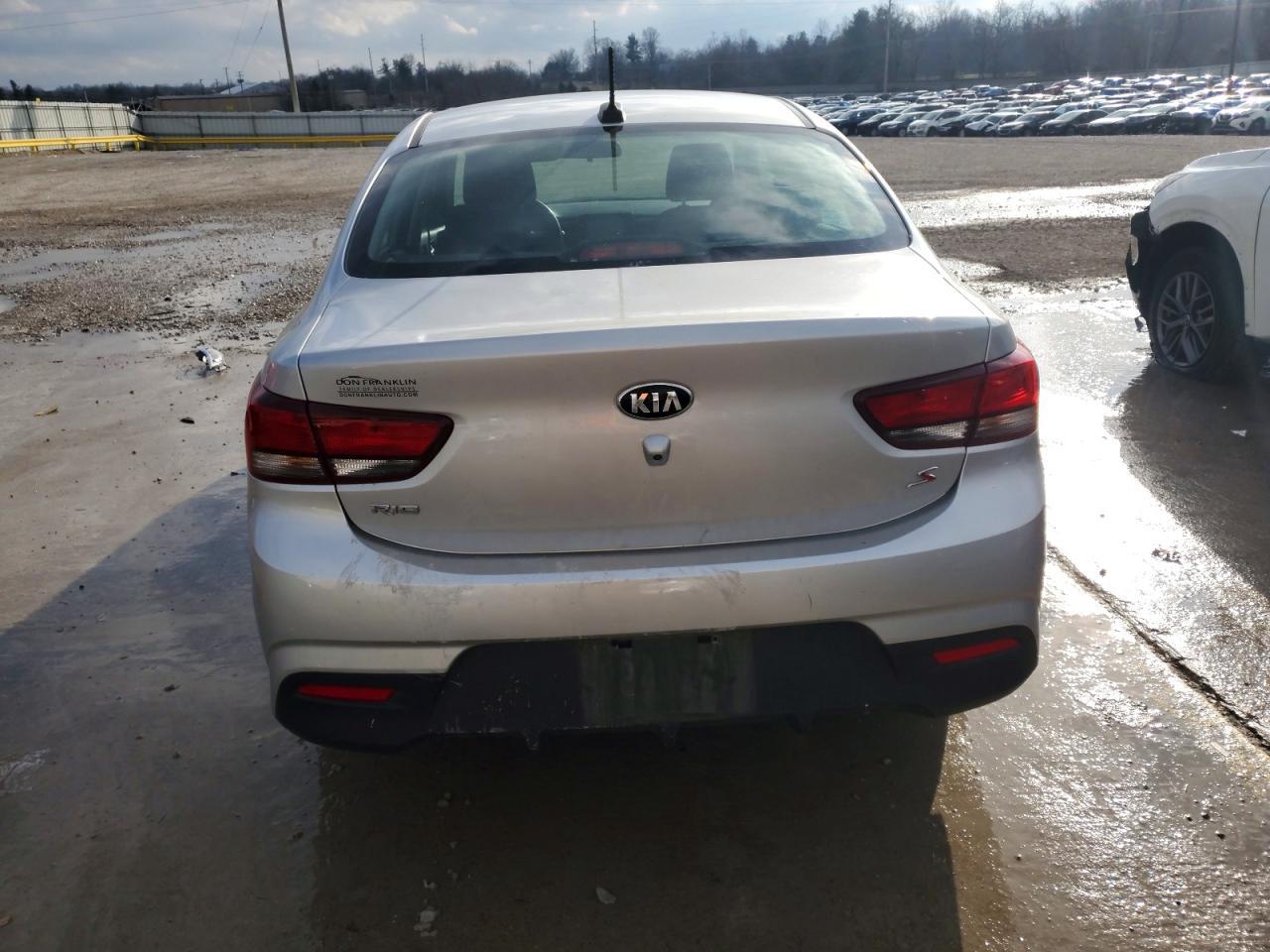 2019 Kia Rio S - Фото 6