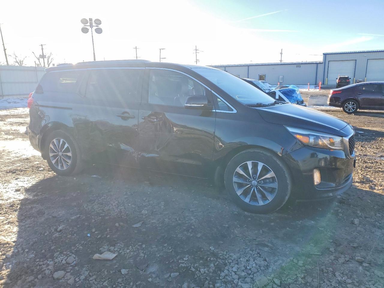 2017 Kia Sedona Ex - Image 4