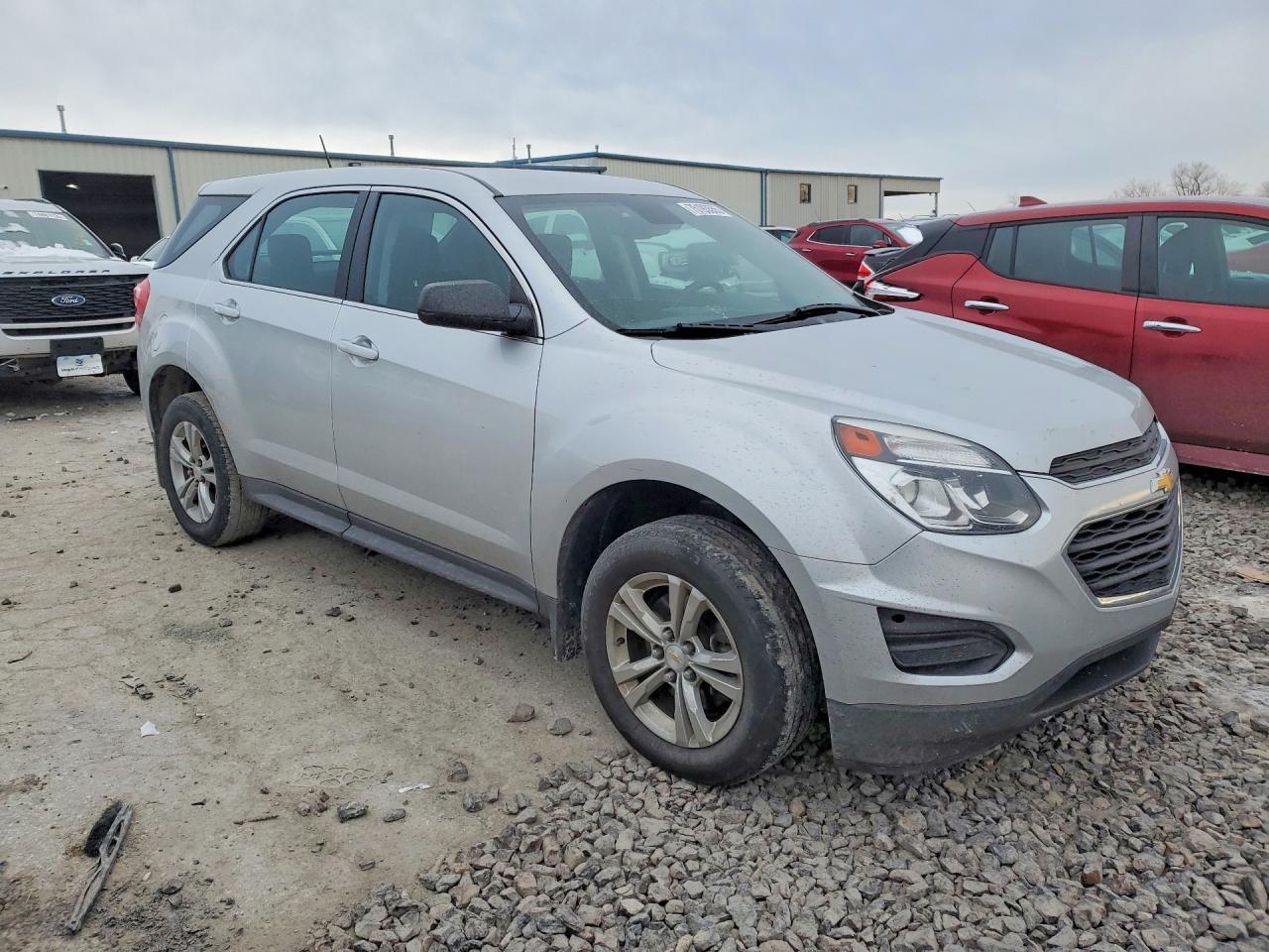 2016 Chevrolet Equinox Ls - Фото 4