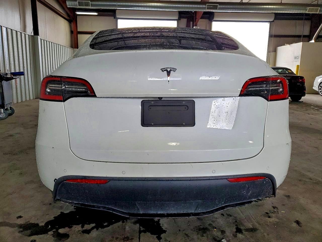 2021 Tesla Model Y - Фото 6