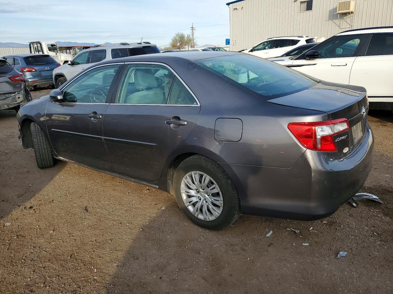 2014 Toyota Camry Le - Image 2