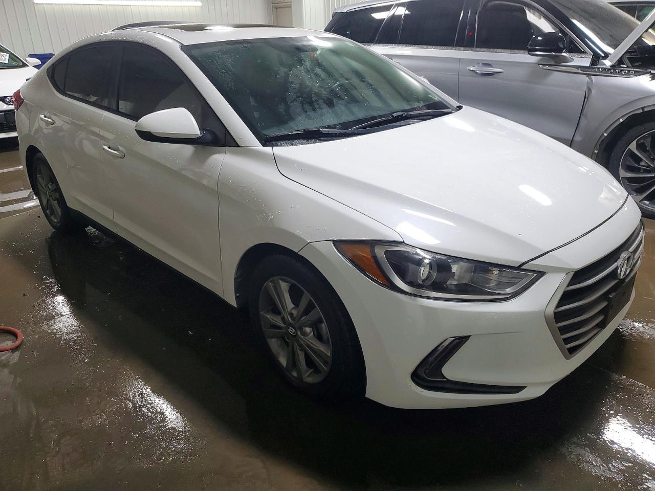2017 Hyundai Elantra Value Edition - Фото 4