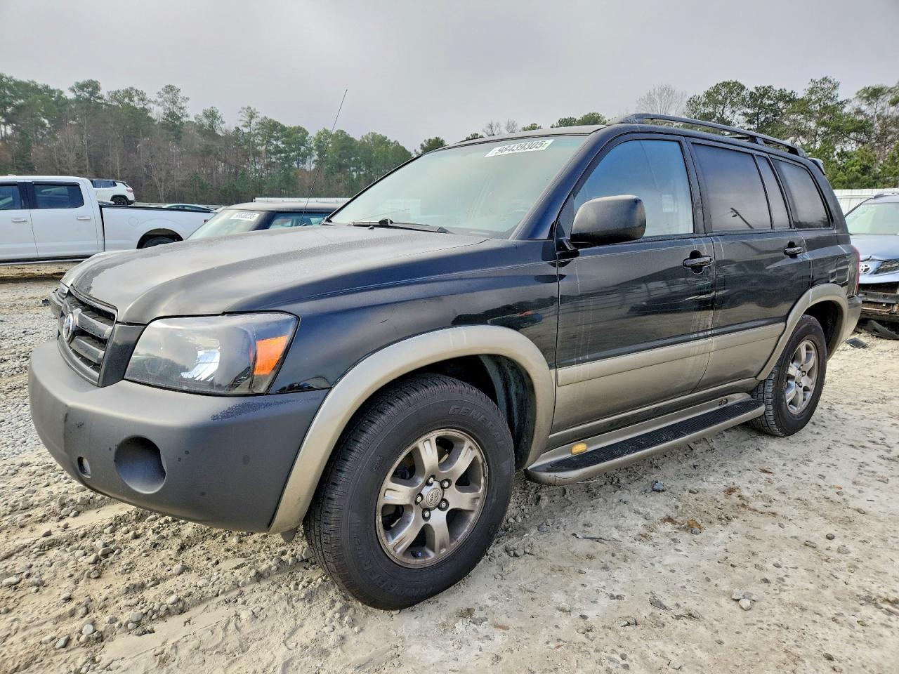 2004 Toyota Highlander Base