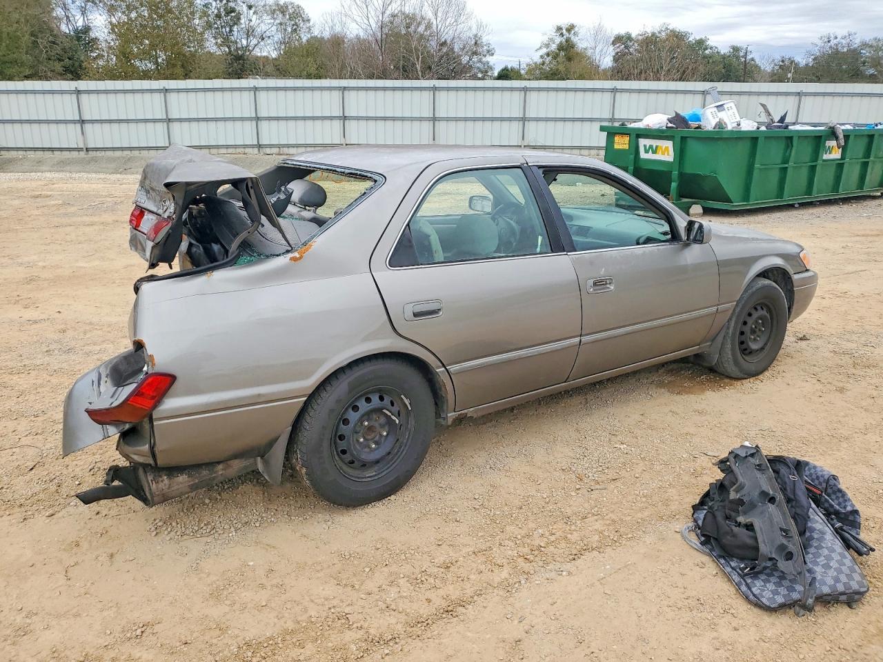 1999 Toyota Camry Ce - Image 3