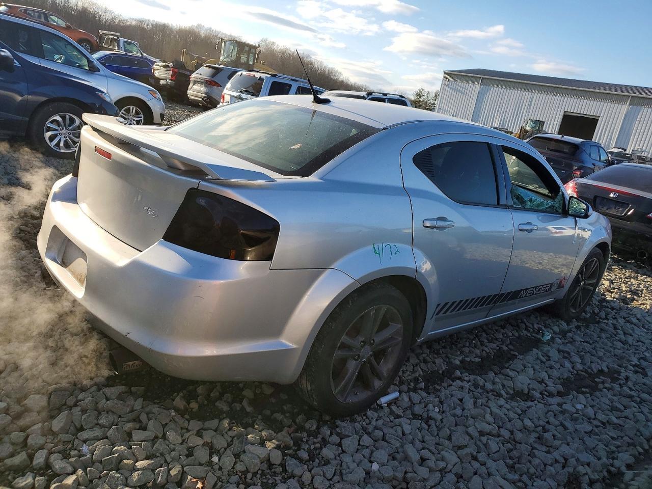 2011 Dodge Avenger Mainstreet - Image 3