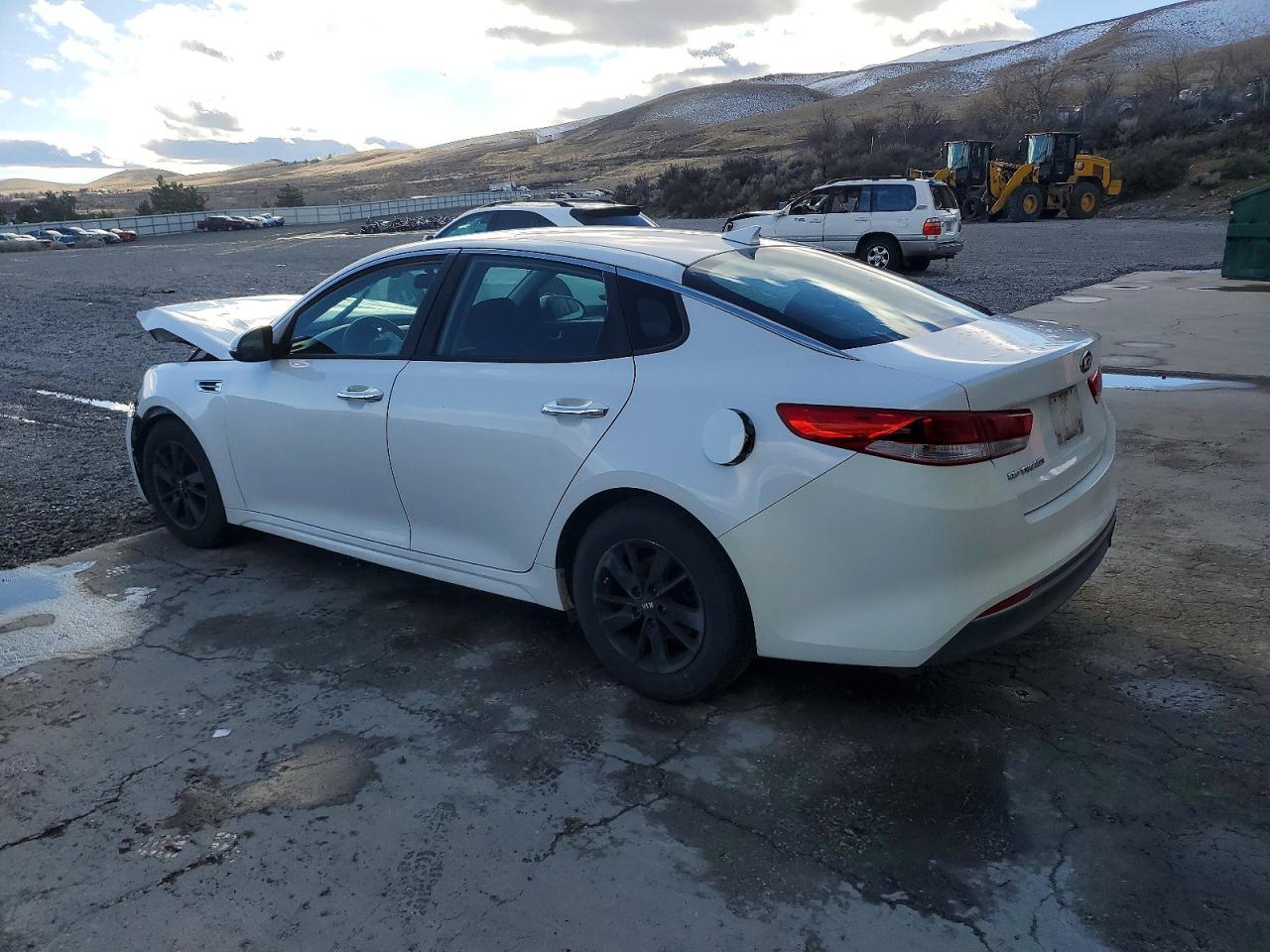 2018 Kia Optima Lx - Фото 2
