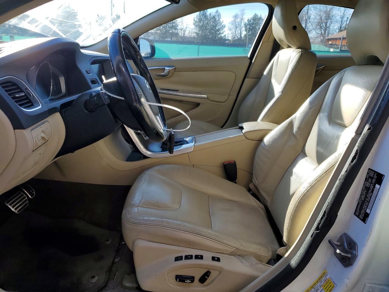 2015 Volvo S60 Premier - Фото 7