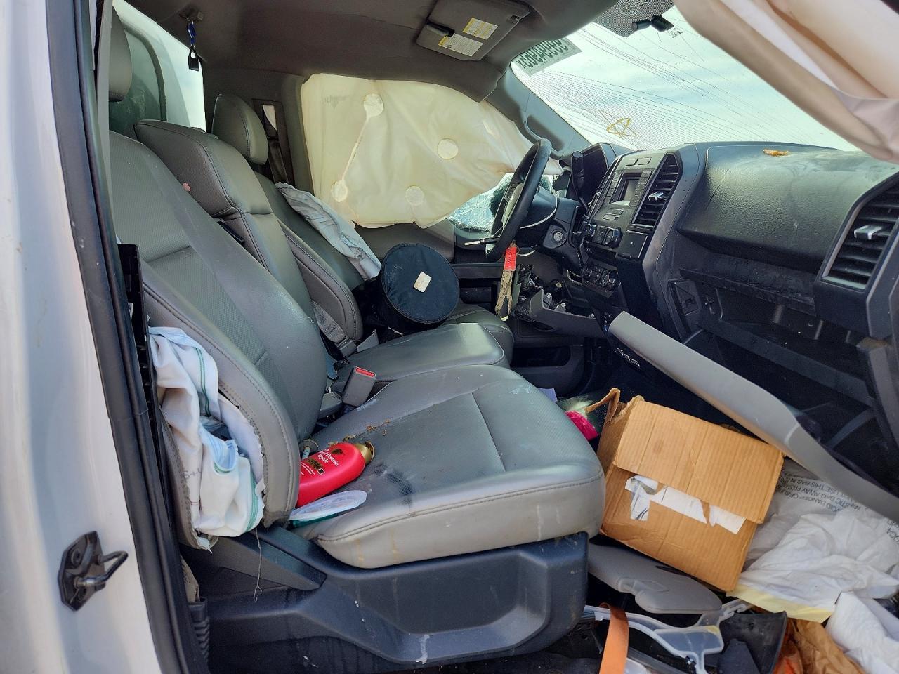 2015 Ford F150 - Фото 7