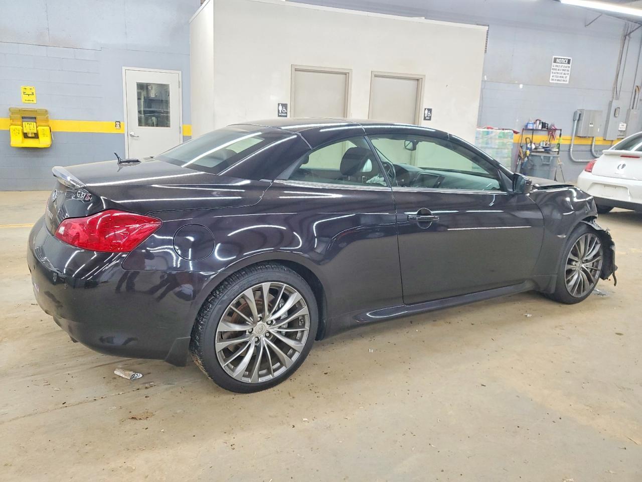 2012 Infiniti G37 Base - Image 3