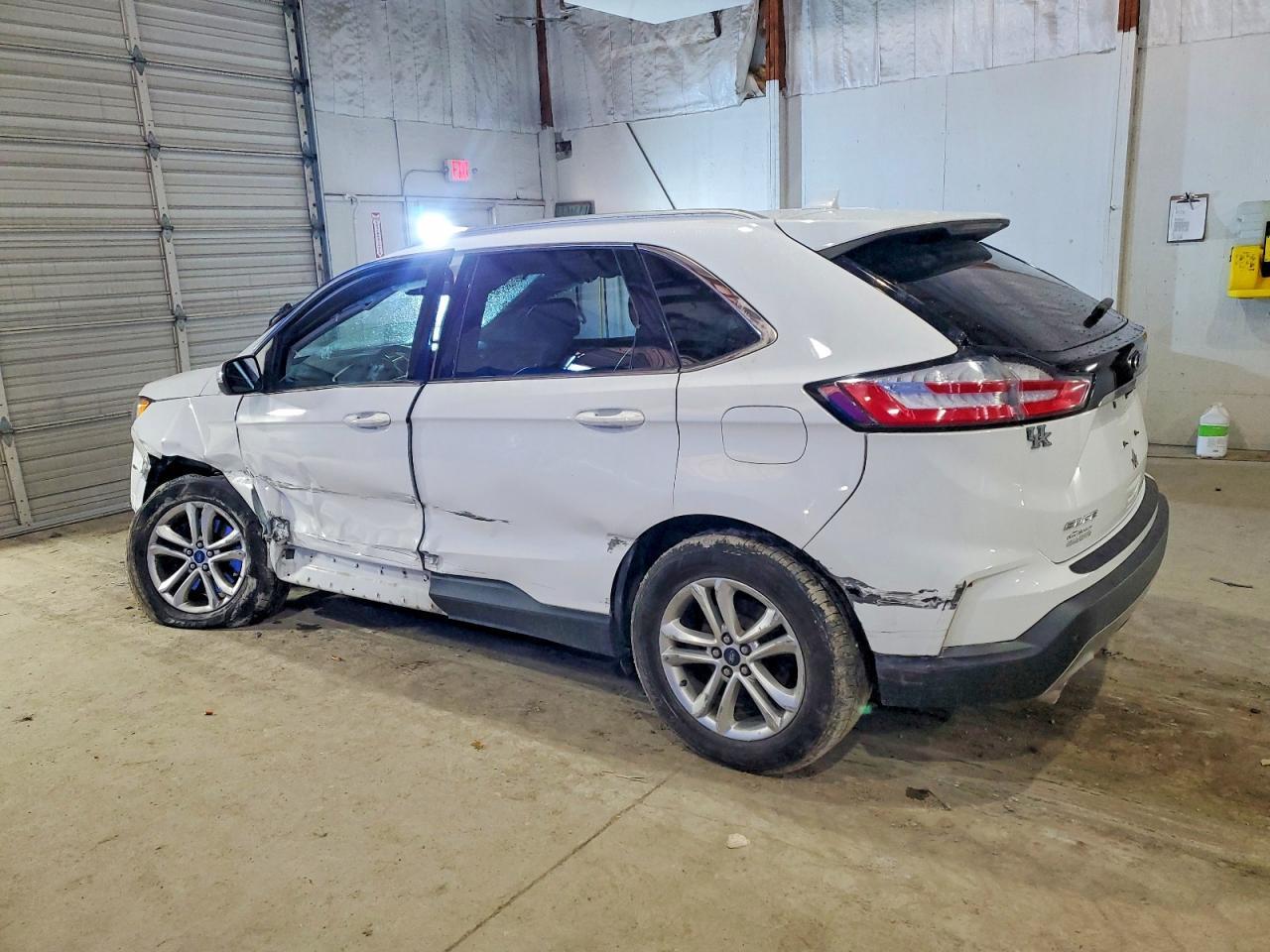 2019 Ford Edge Sel - Image 2