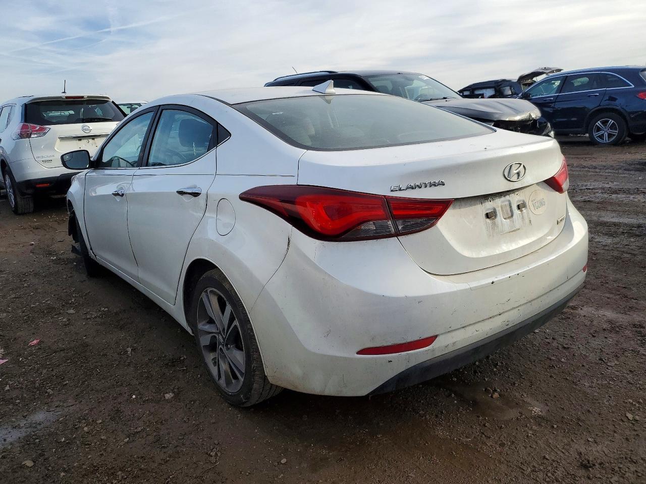 2016 Hyundai Elantra Se - Image 2