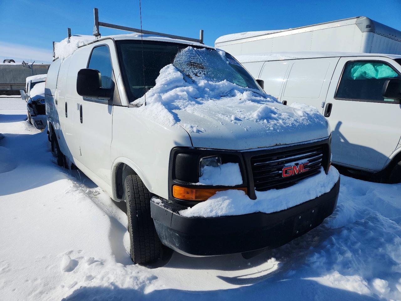 2015 GMC Savana - Фото 4