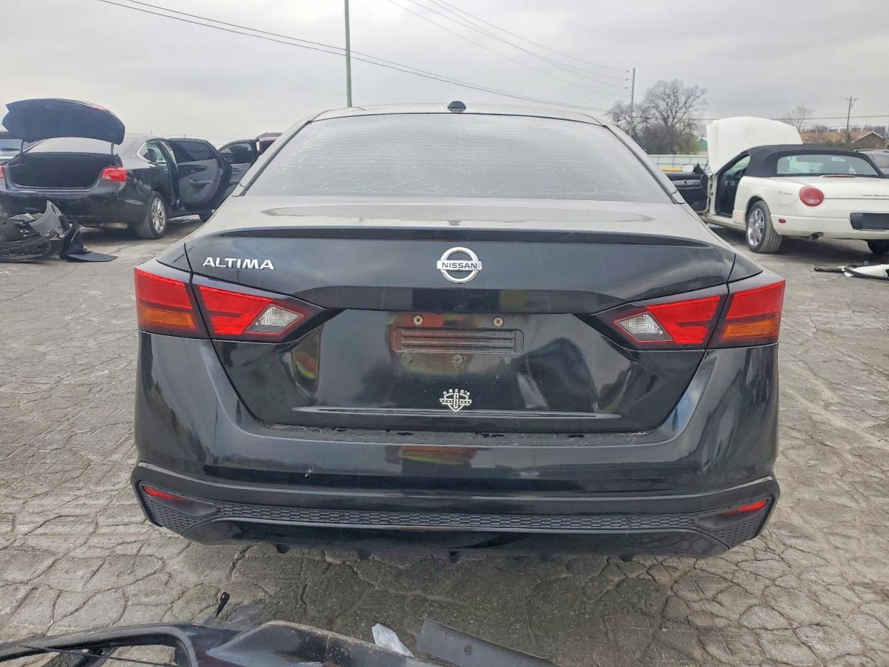 2019 Nissan Altima S - Image 6