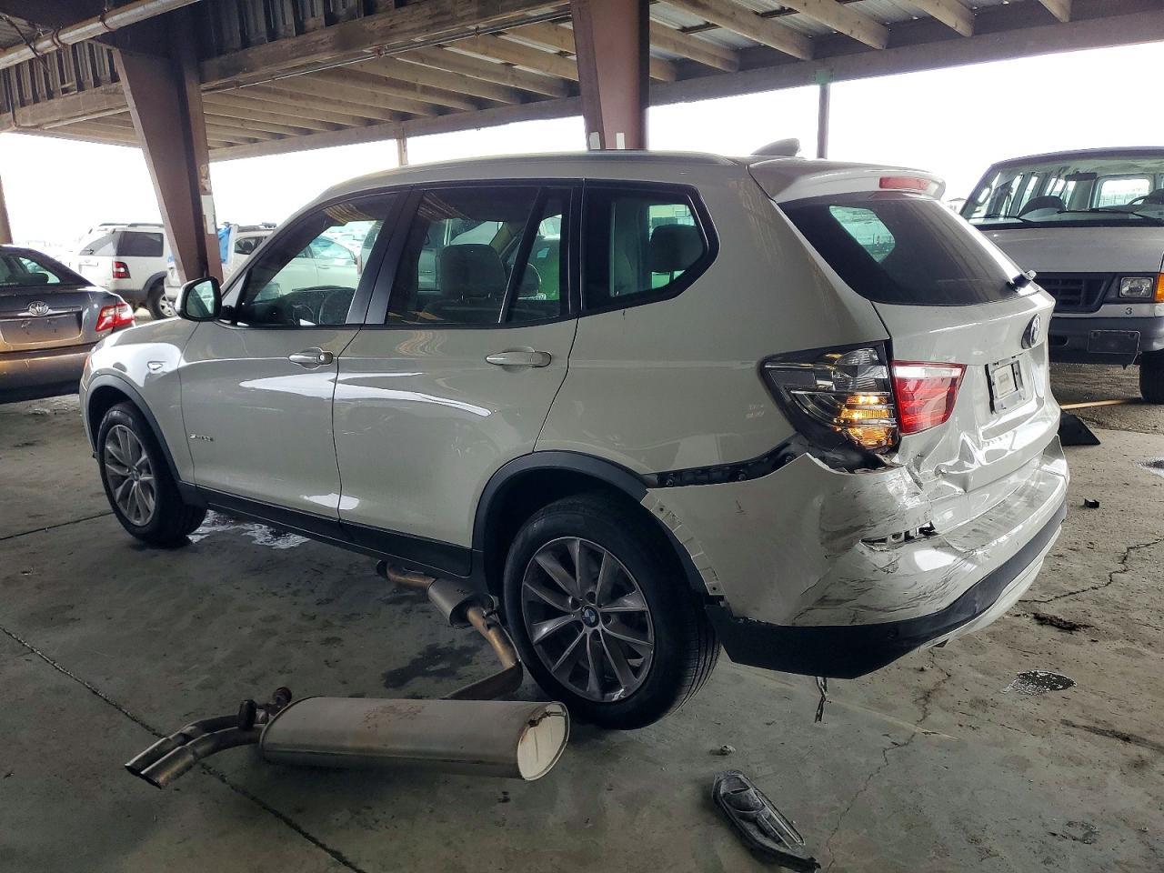 2017 BMW X3 Sdrive28I - Image 2