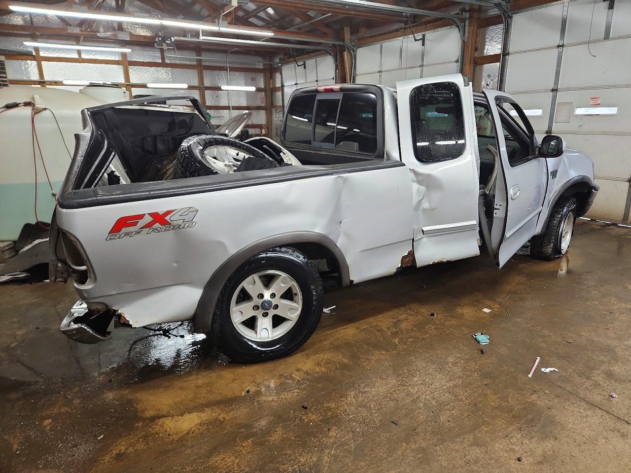 2003 Ford F150 - Фото 3
