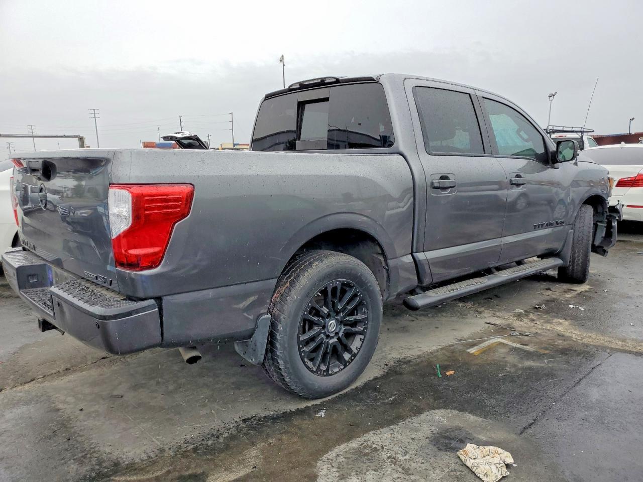2019 Nissan Titan Platinum Reserve - Фото 3