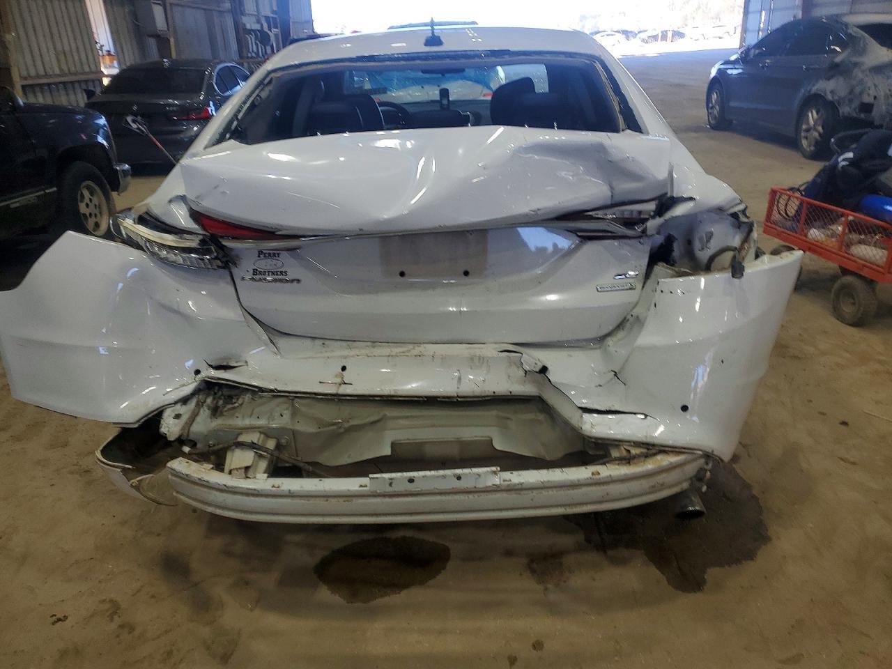 2017 Ford Fusion - Фото 6