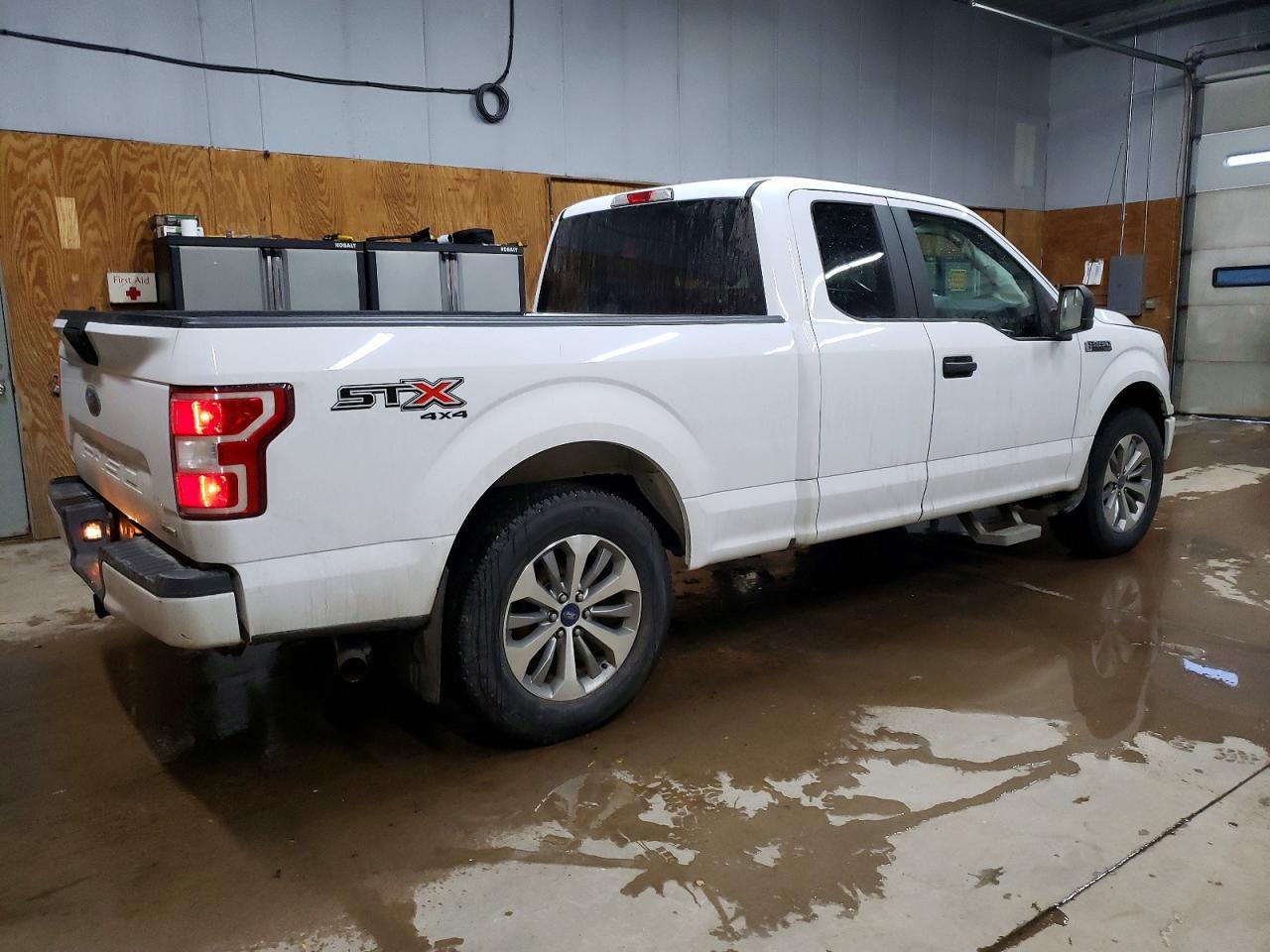 2018 Ford F150 Super Cab - Image 3