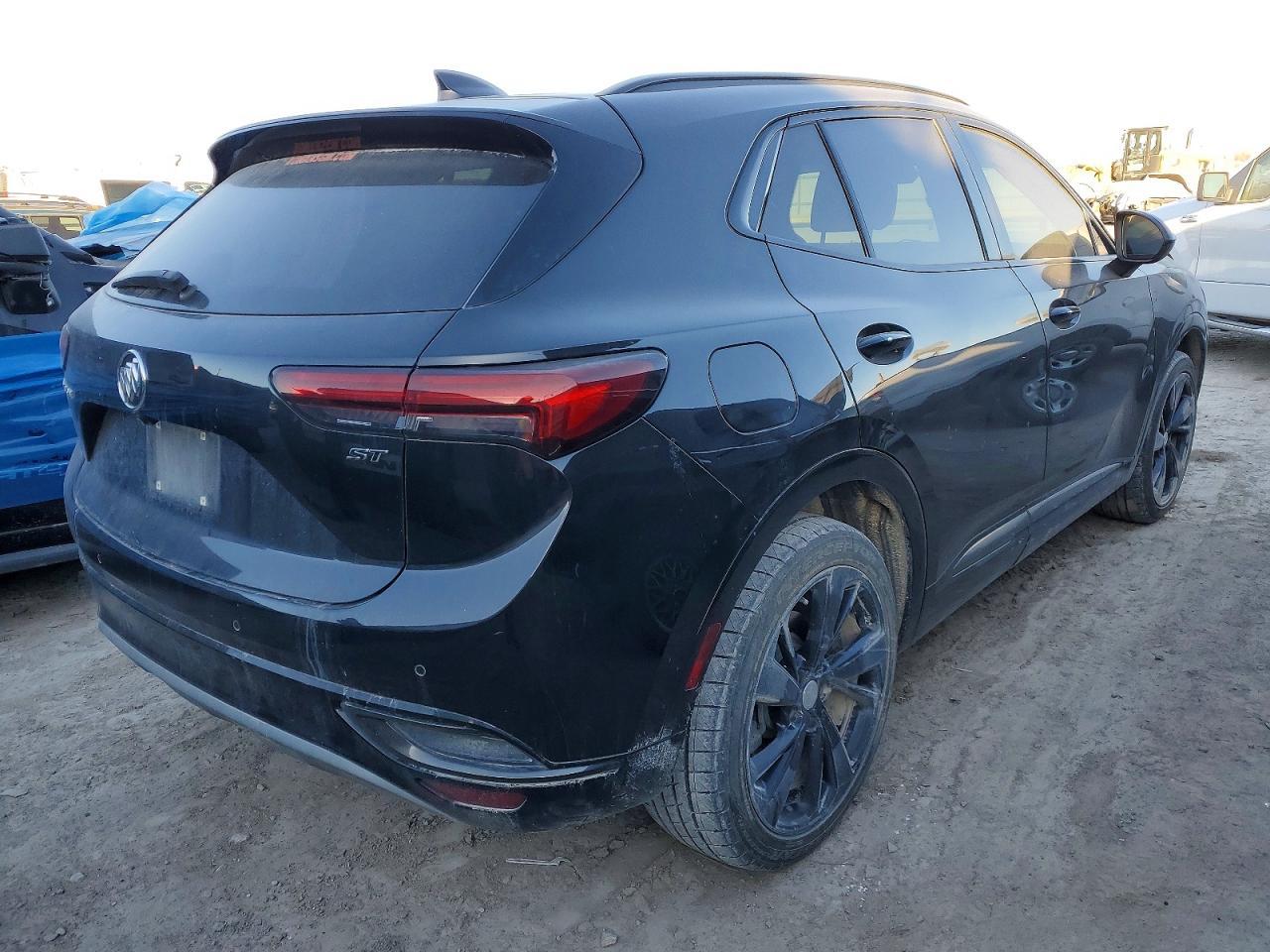 2021 Buick Envision Essence - Image 3