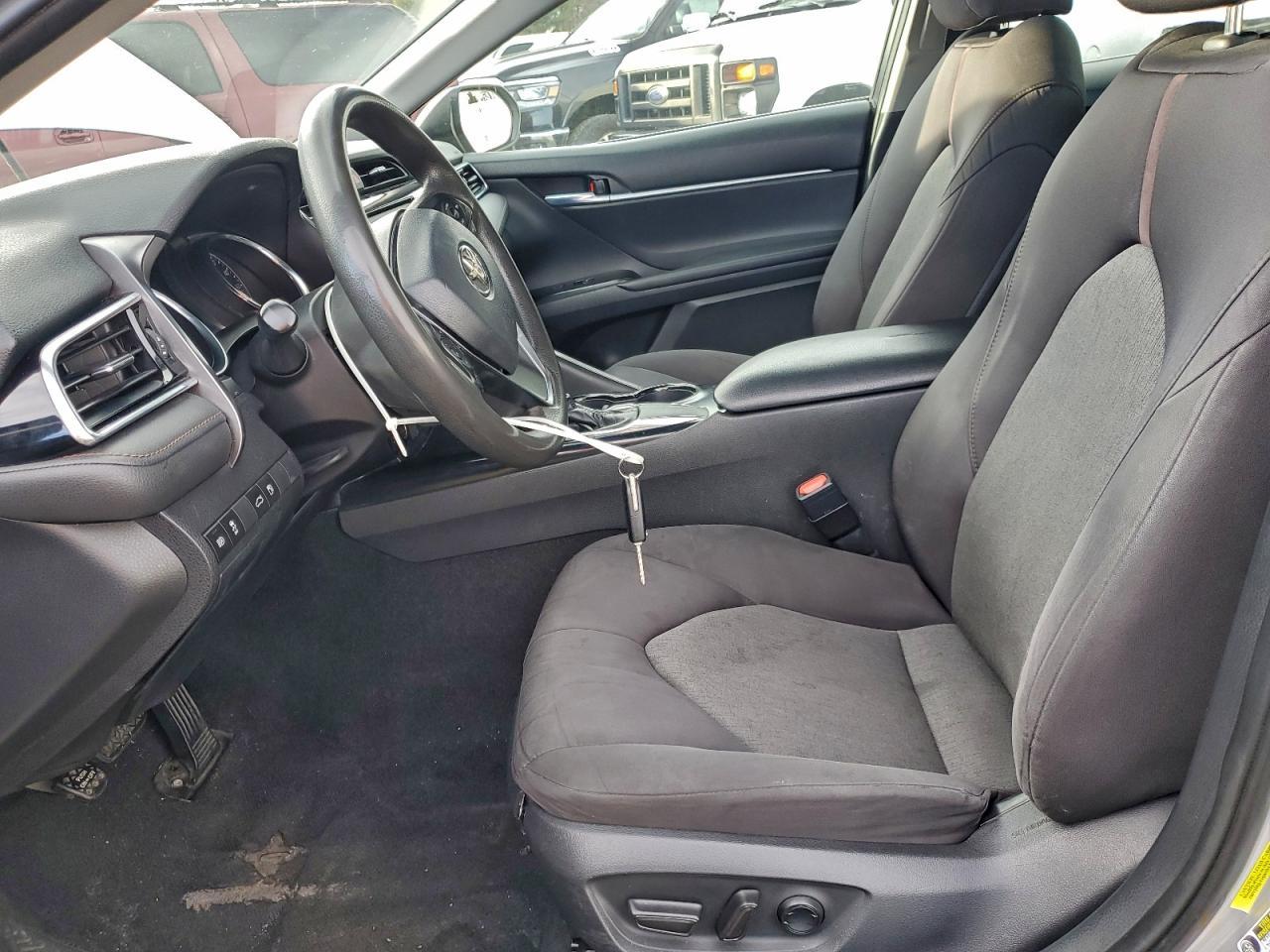 2018 Toyota Camry L - Фото 7