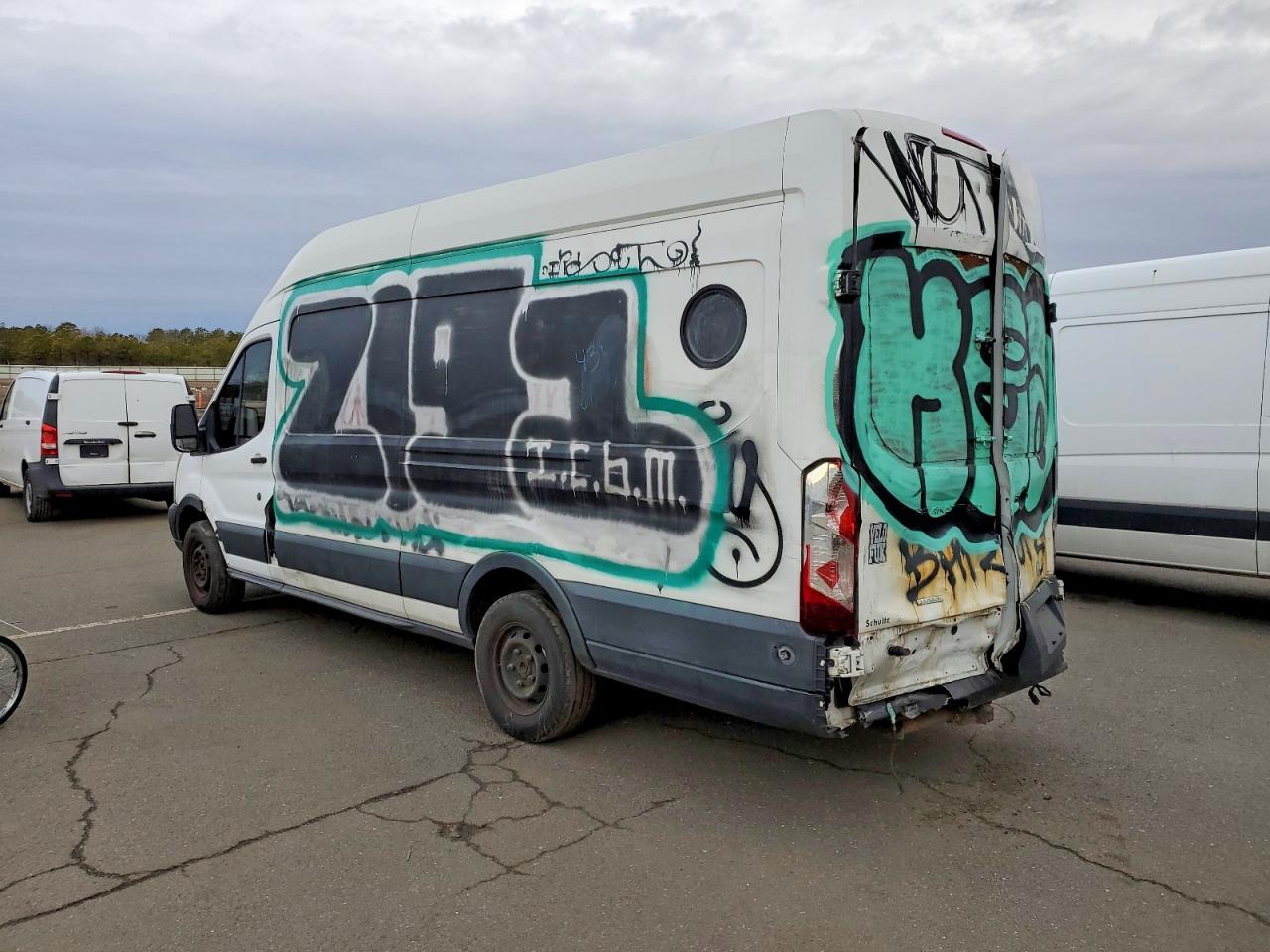 2015 Ford Transit T-250 - Image 2