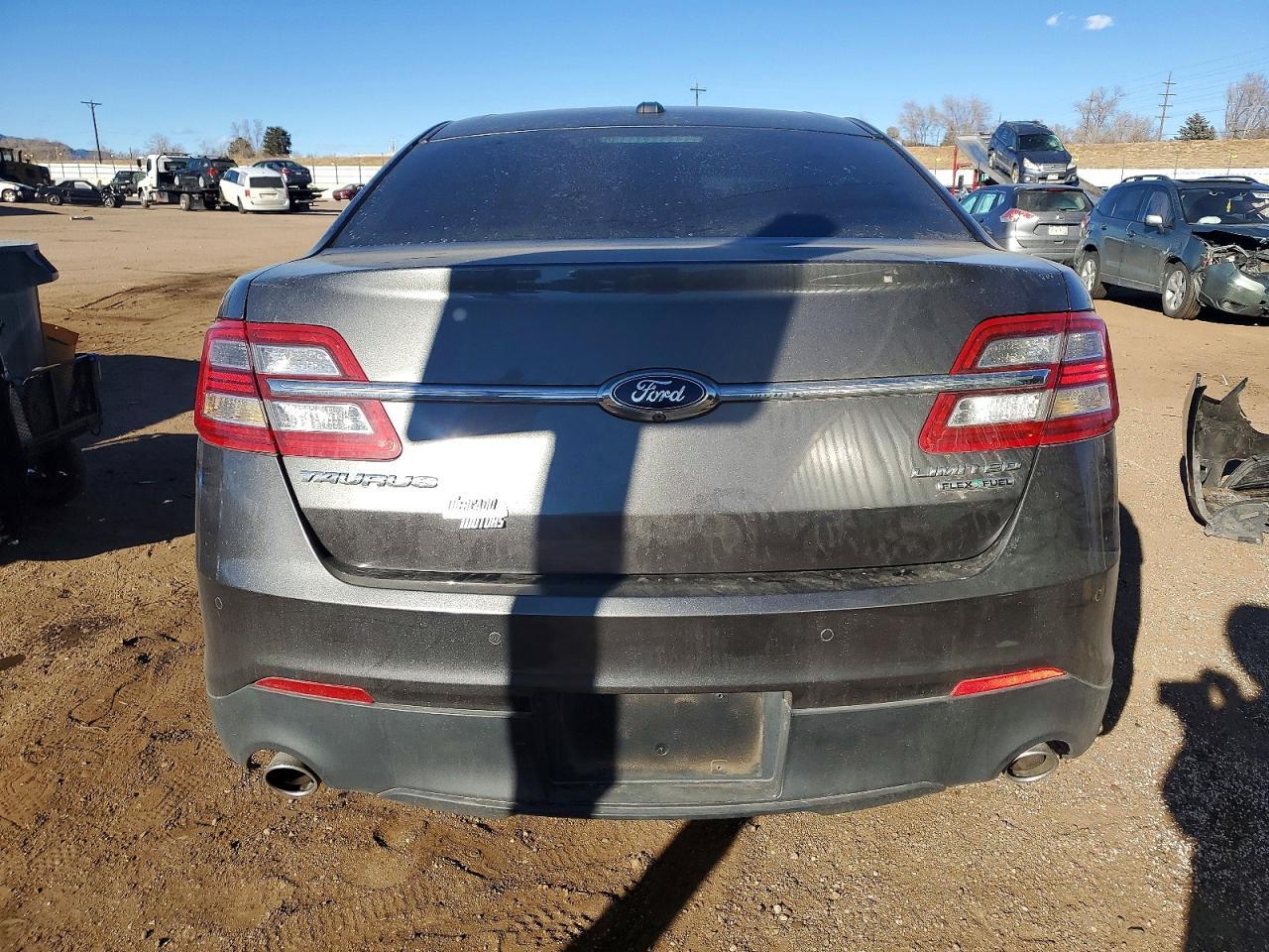 2015 Ford Taurus Limited - Фото 6