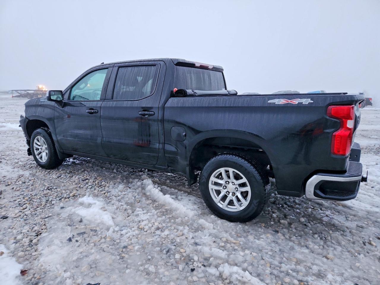 2020 Chevrolet Silverado K1500 Lt - Image 2