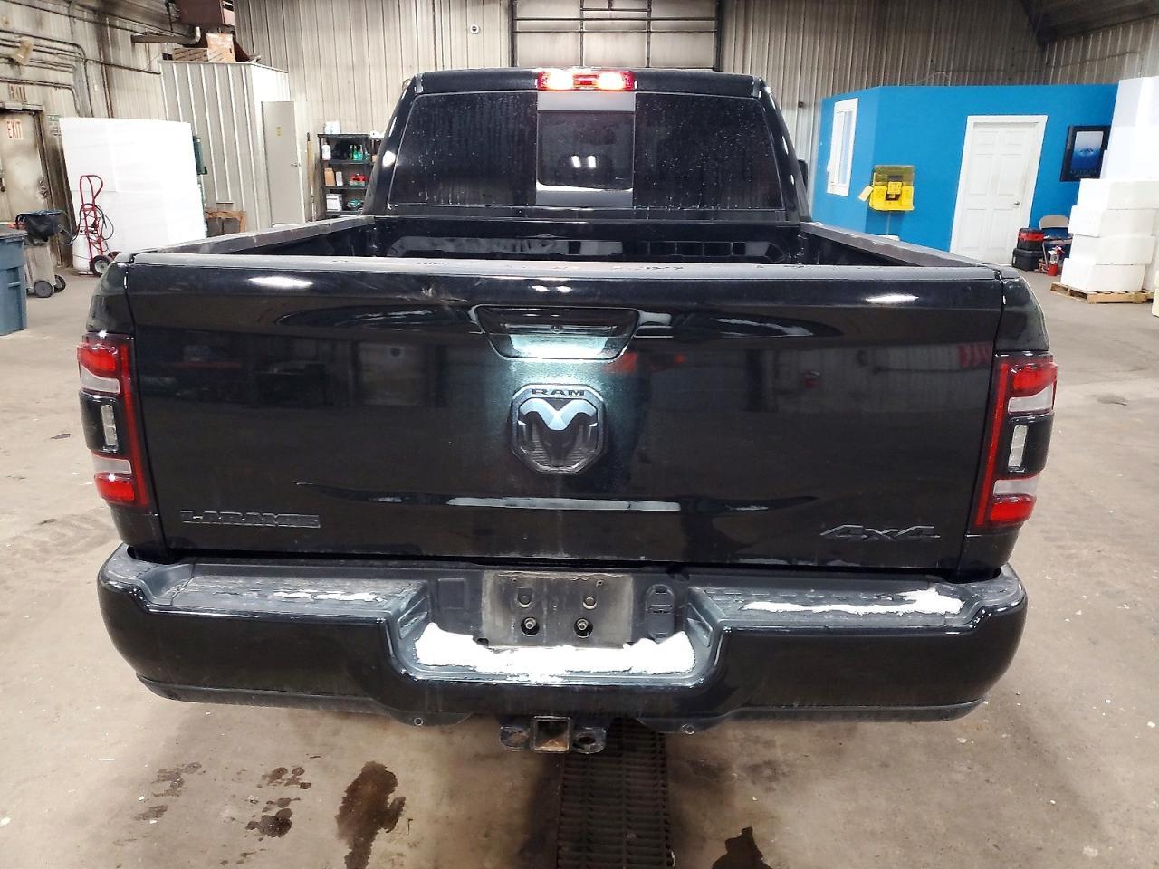 2024 Ram 3500 Laramie - Фото 6
