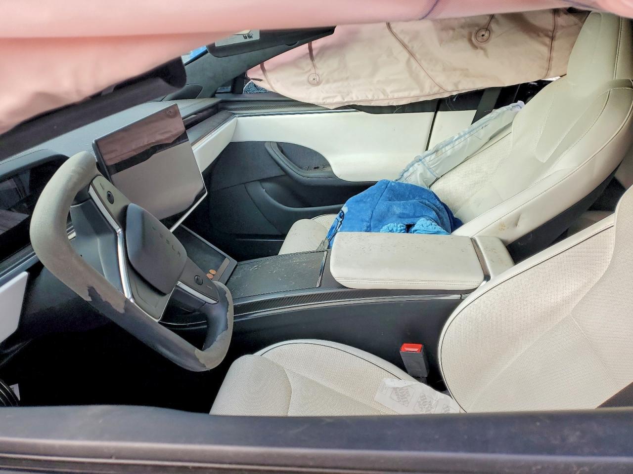 2022 Tesla Model S - Фото 7