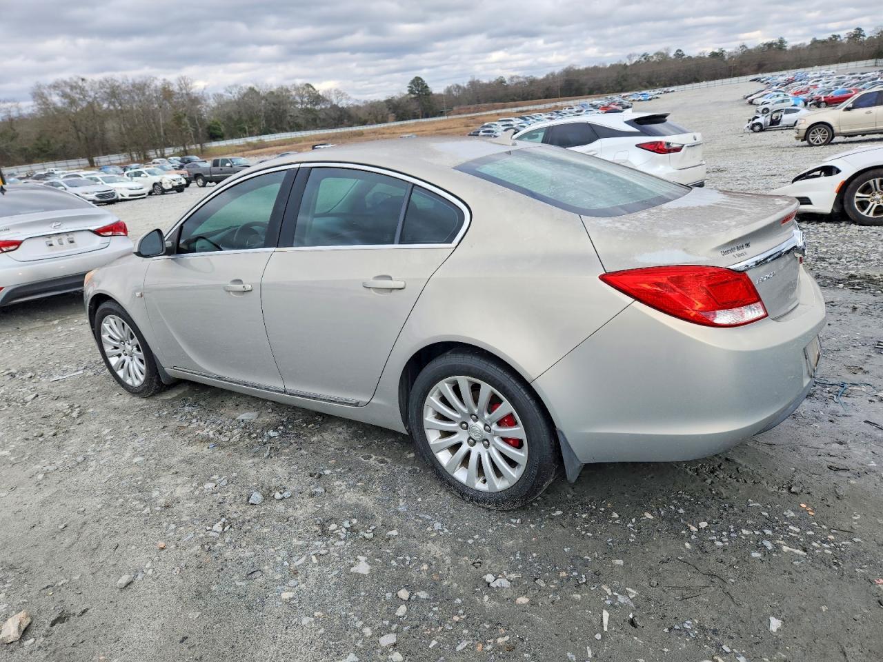 2011 Buick Regal Cxl - Image 2