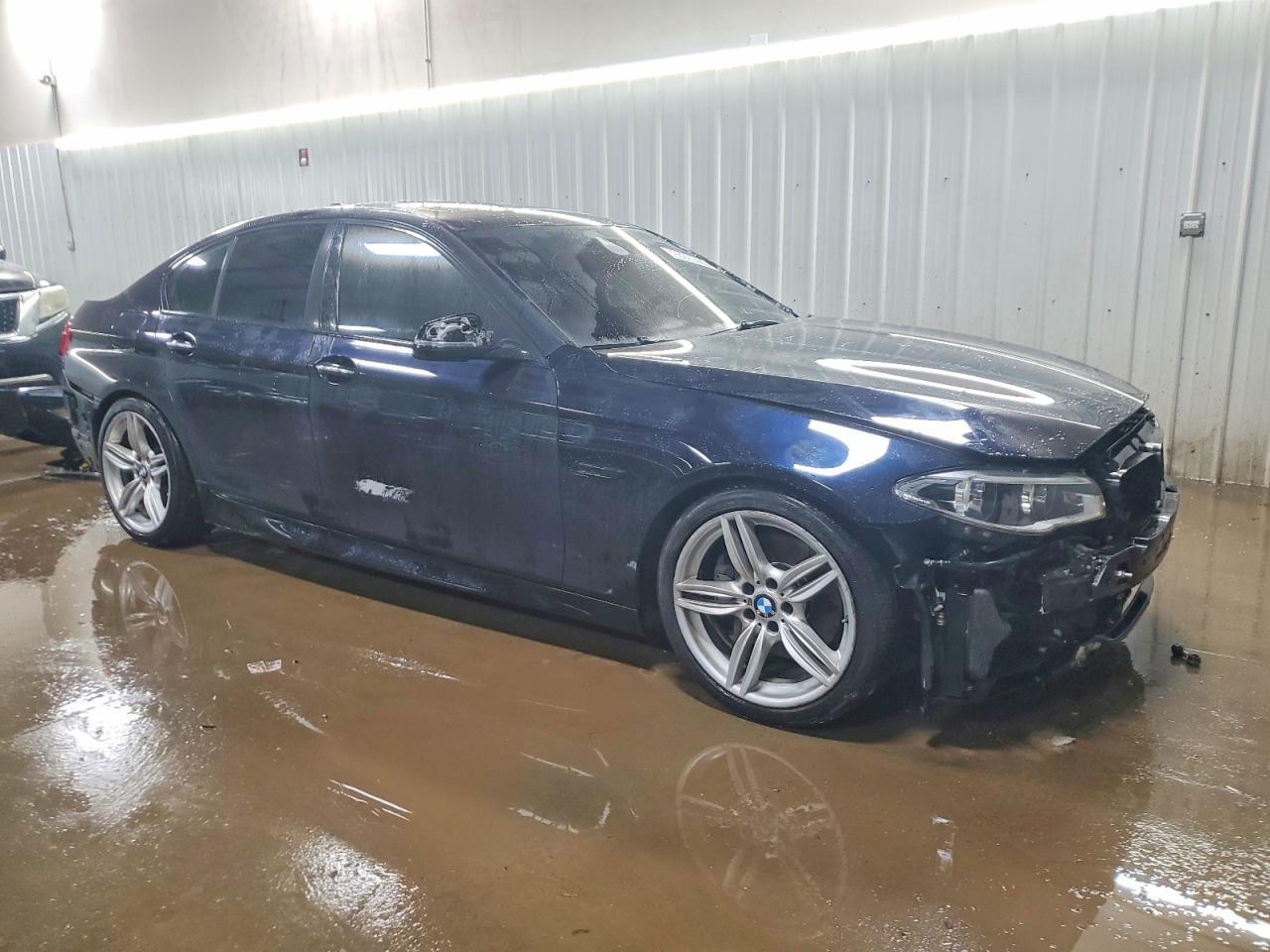 2015 BMW 550 Xi - Фото 4