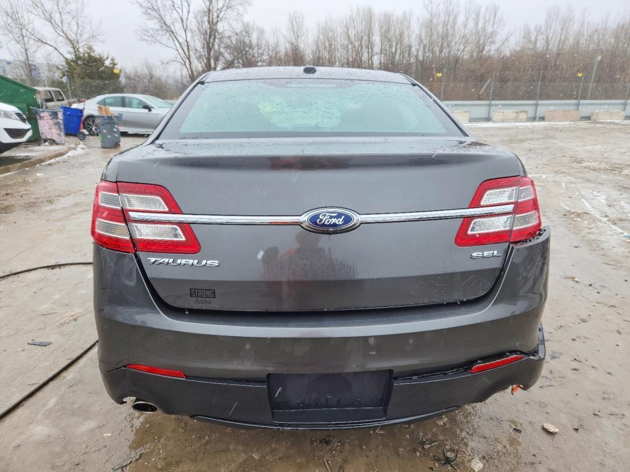 2018 Ford Taurus Sel - Image 6
