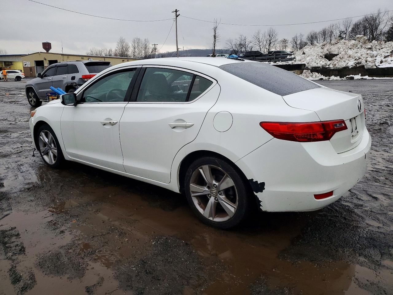 2014 Acura Ilx 20 Tech - Image 2