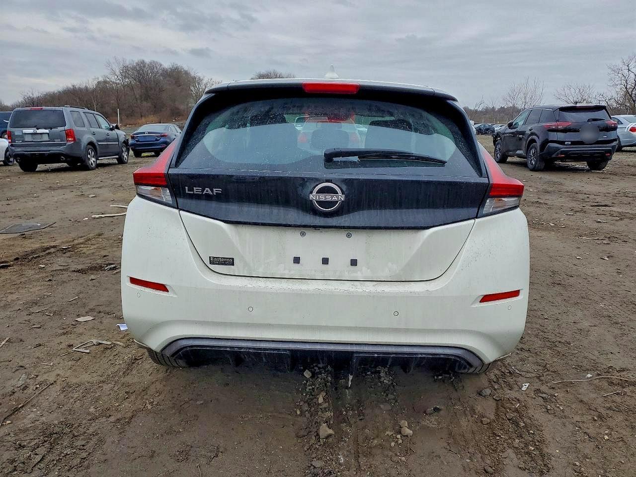 2023 Nissan Leaf S - Фото 6