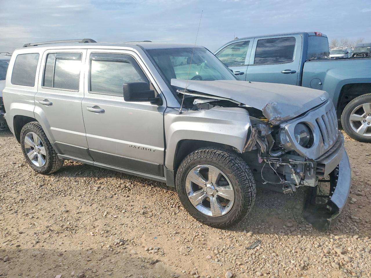 2014 Jeep Patriot Latitude - Фото 4