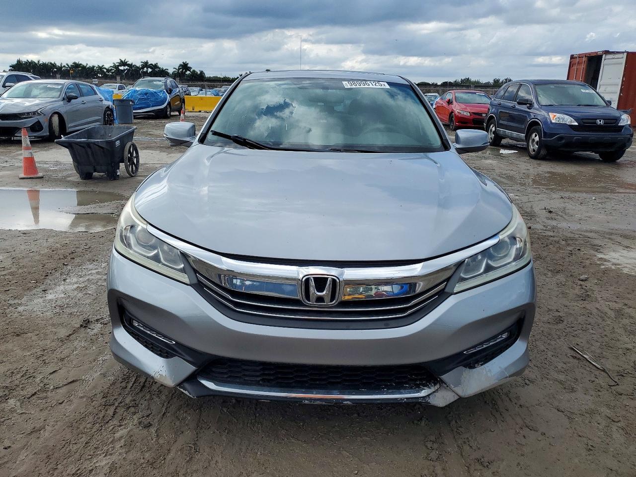 2017 Honda Accord Ex - Image 5