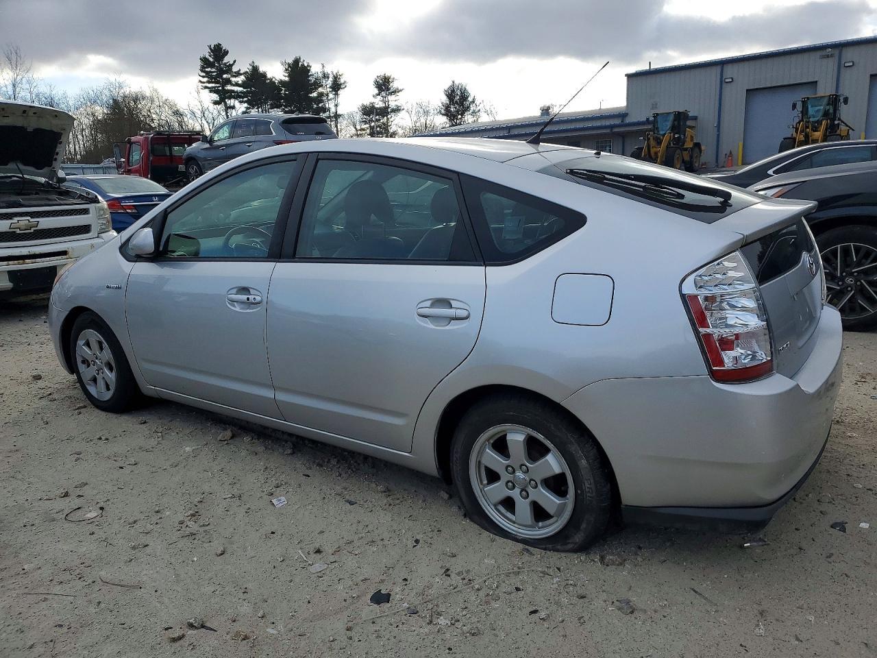 2007 Toyota Prius - Image 2