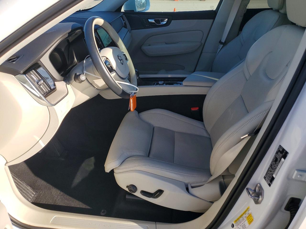 2021 Volvo Xc60 T5 Inscription - Фото 7