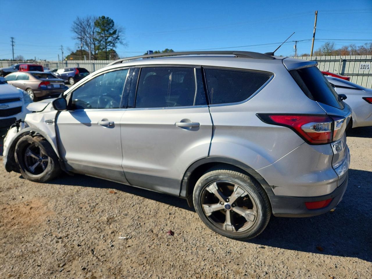 2017 Ford Escape Se - Фото 2