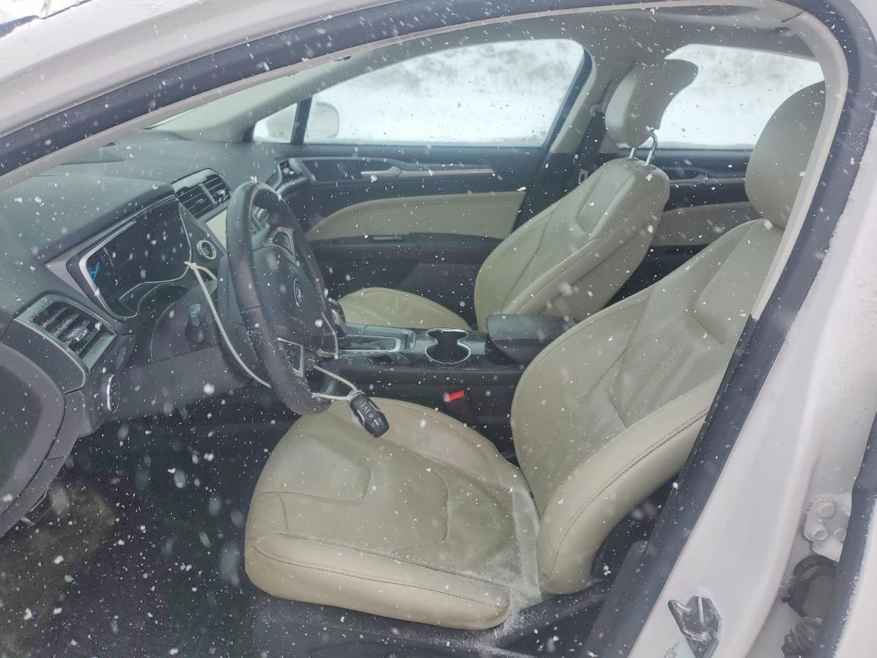 2014 Ford Fusion Titanium Hev - Image 7
