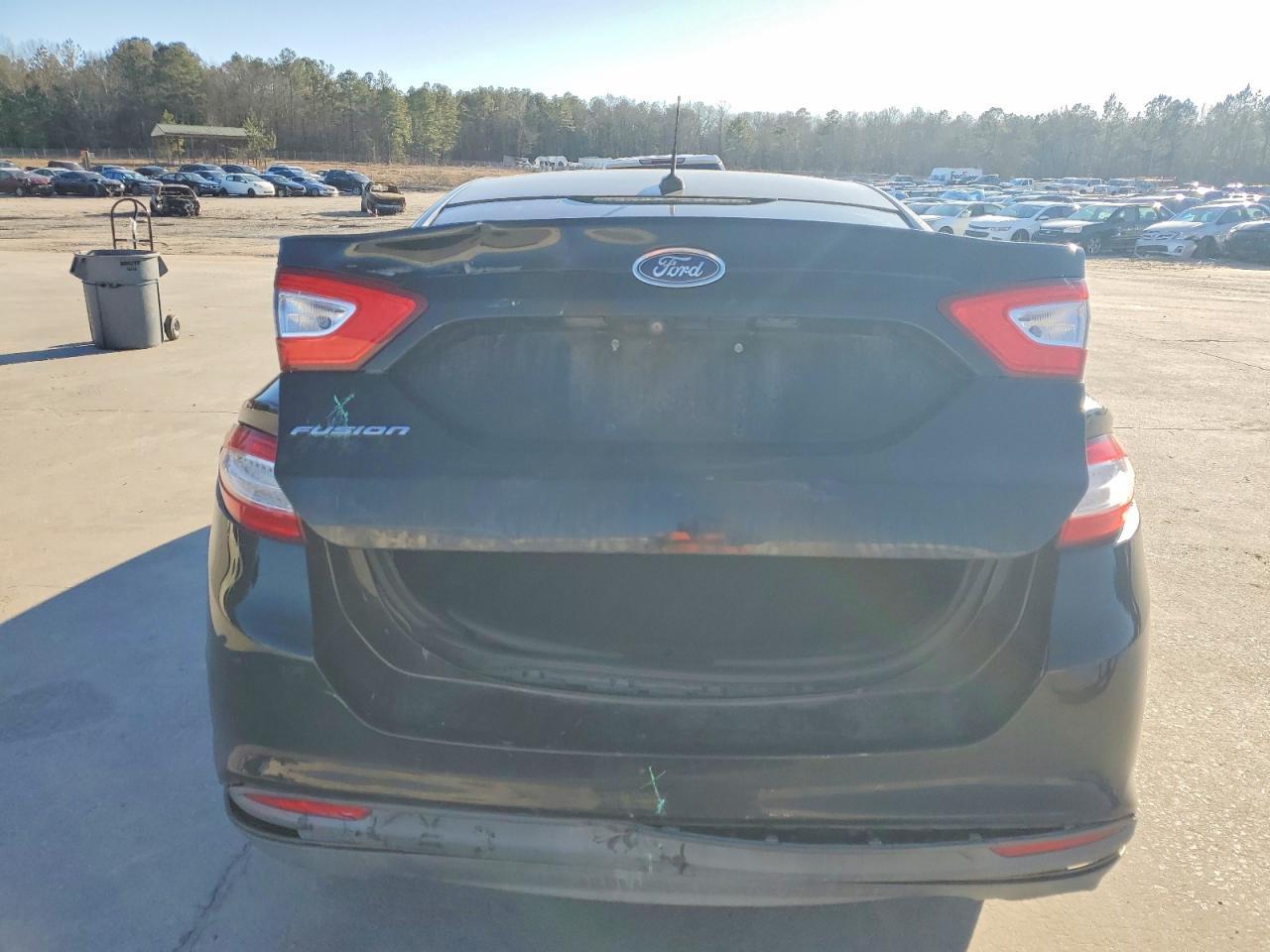 2016 Ford Fusion S - Image 6