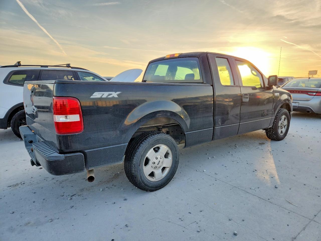2005 Ford F-150 - Фото 3