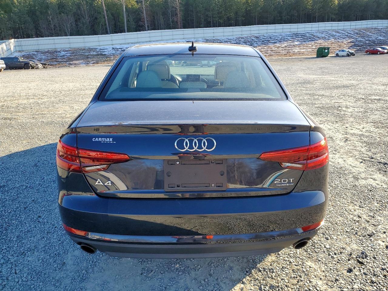 2017 Audi A4 Premium - Фото 6