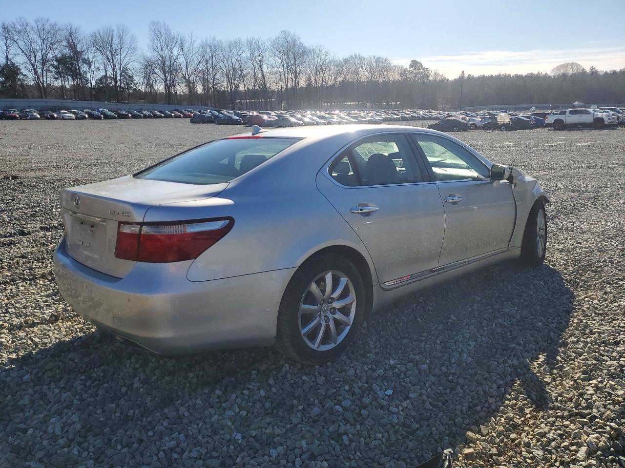 2007 Lexus Ls 460 - Image 3
